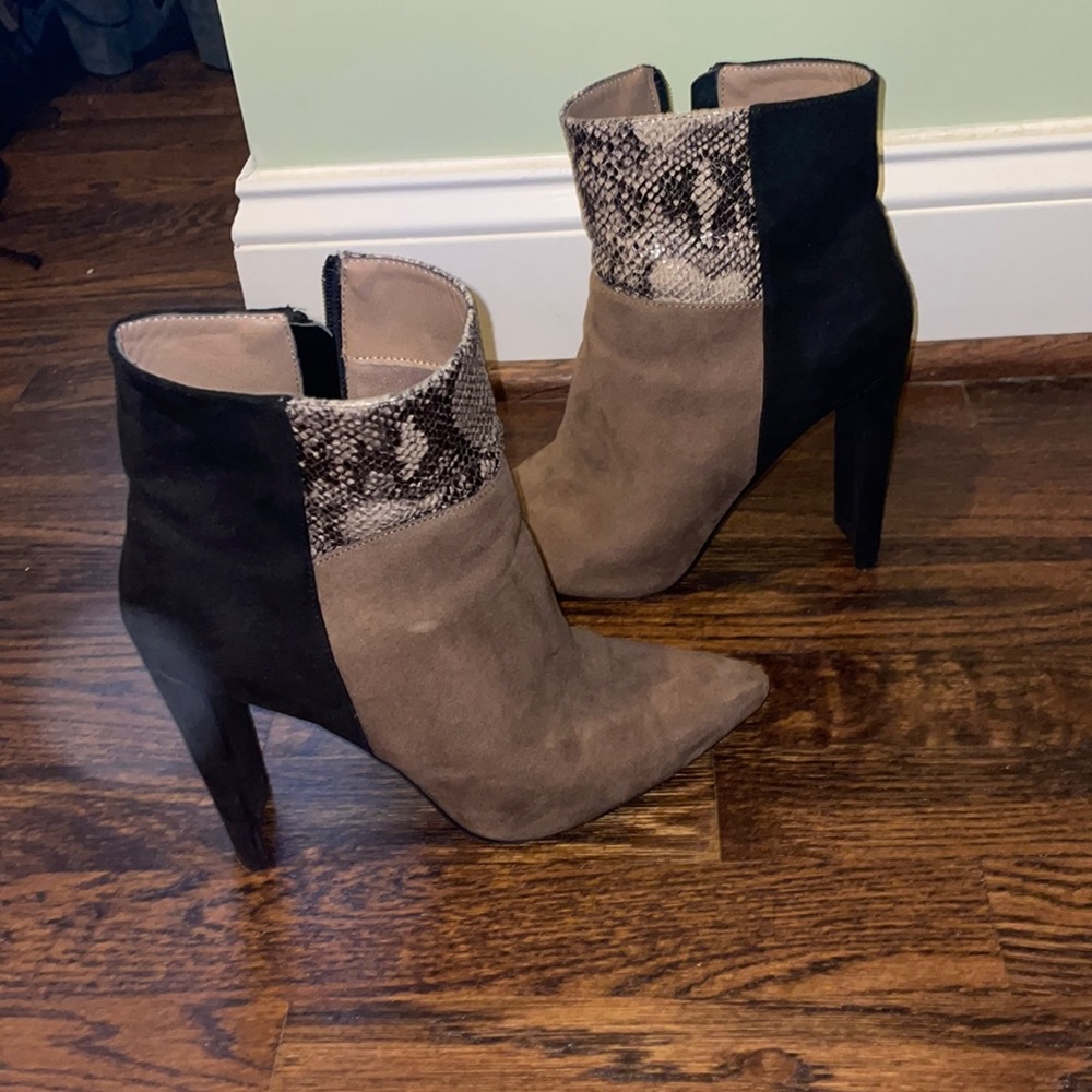 Brown/Black/Snake skin booties